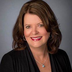 Profile photo of a State Farm Agent named: Lori Greek Garabedian