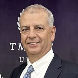 Profile photo of a State Farm Agent named: Rigo Chaparro