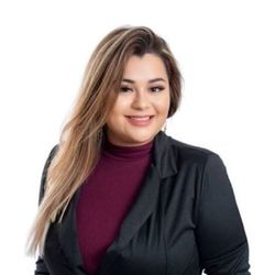 Profile photo of a State Farm Agent named: Mary Garza