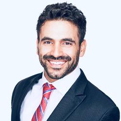 Roberto Martinez Jr - Farmers Insurance Agent