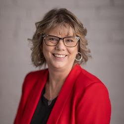 Julie Fischer - service preview