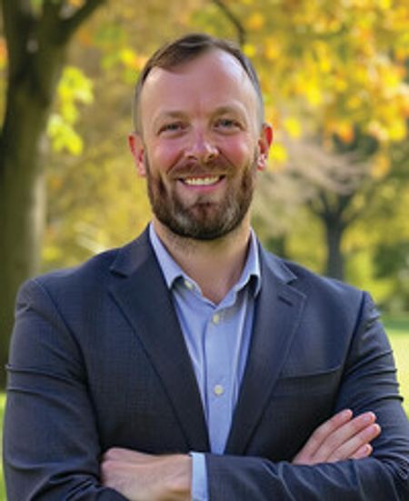 Profile photo of a State Farm Agent named: DJ Coomer