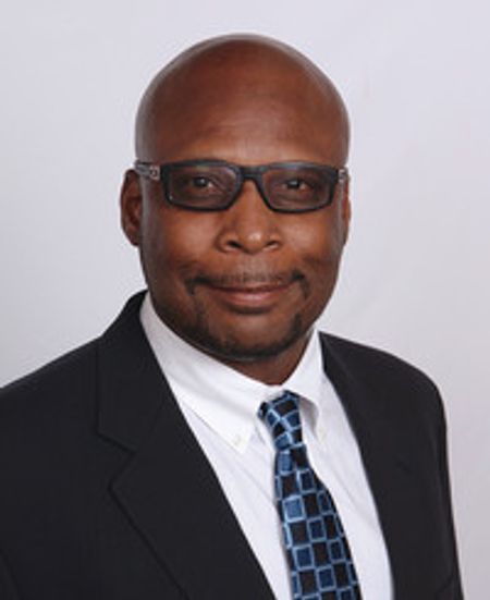 Profile photo of a State Farm Agent named: Ronald Eaton