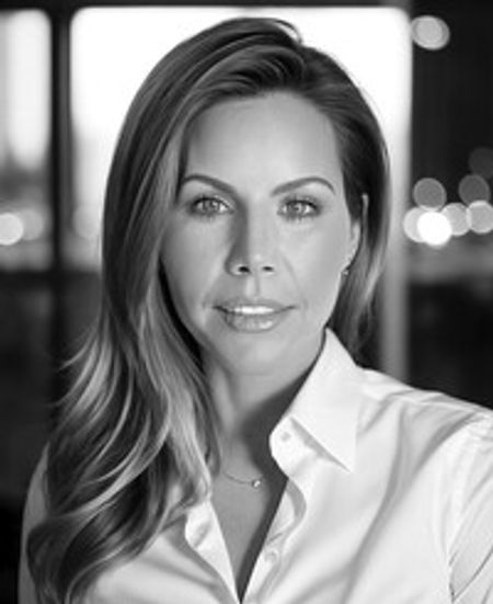 Profile photo of a State Farm Agent named: JoAnn Cuevas