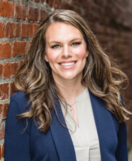Profile photo of a State Farm Agent named: Jennifer Jacobs