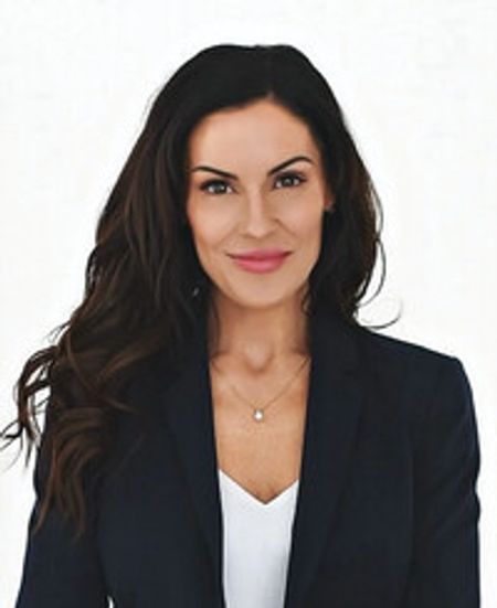 Profile photo of a State Farm Agent named: Sarah Shay