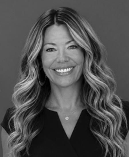 Profile photo of a State Farm Agent named: Deanna Lynn