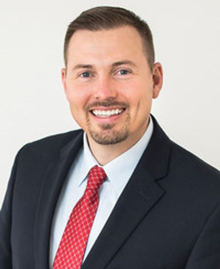 Profile photo of a State Farm Agent named: Mike Kuebler