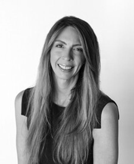 Profile photo of a State Farm Agent named: Meg Hunter