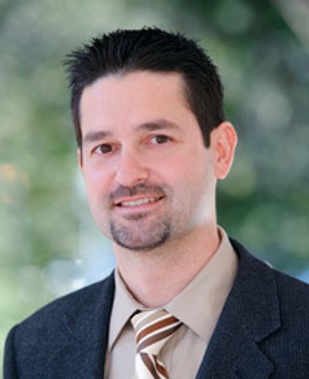 Profile photo of a State Farm Agent named: Mike Rosa