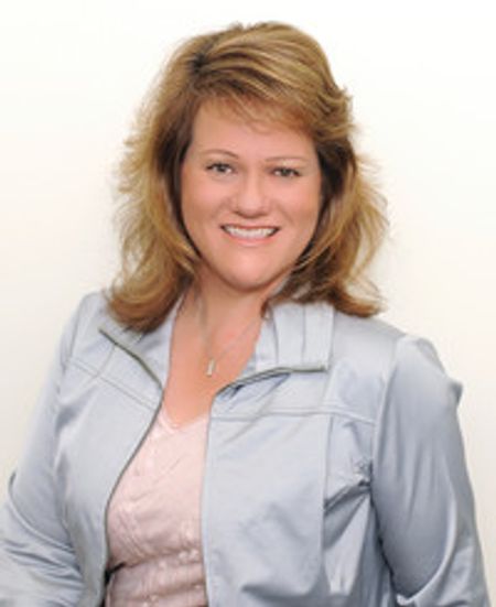 Profile photo of a State Farm Agent named: Melanie Cook