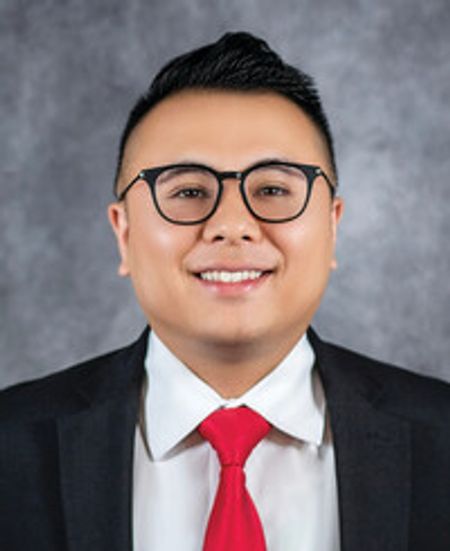 Profile photo of a State Farm Agent named: Tom Hoang