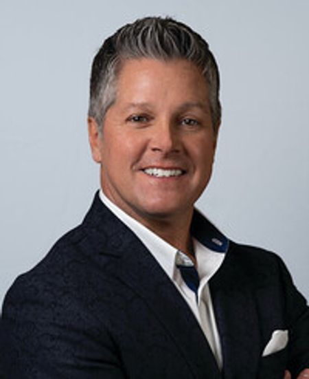 Profile photo of a State Farm Agent named: Vincent Cerceo