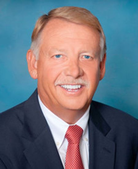 Profile photo of a State Farm Agent named: Tim Holladay