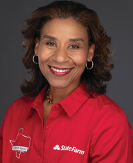 Profile photo of a State Farm Agent named: Chasidy Murphy