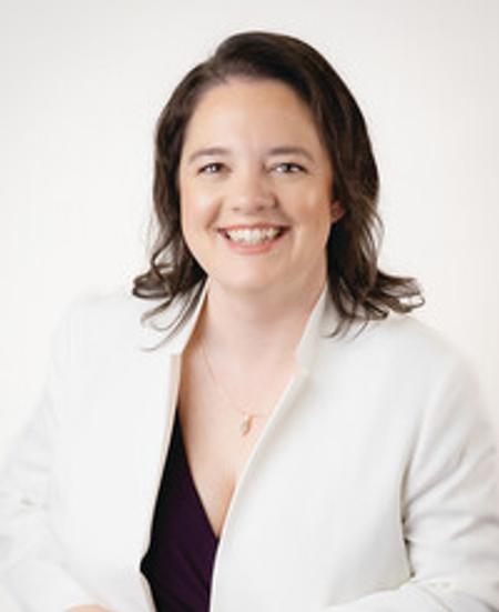 Profile photo of a State Farm Agent named: Joanne Dauphin