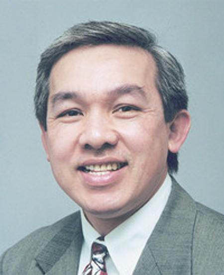 Profile photo of a State Farm Agent named: Doug Nguyen