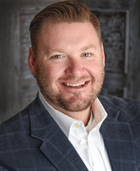 Profile photo of a State Farm Agent named: Brandon Ersteniuk