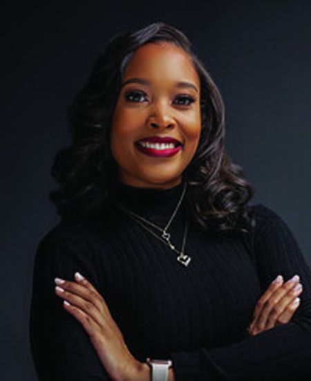 Profile photo of a State Farm Agent named: Je'Nell Hubbard