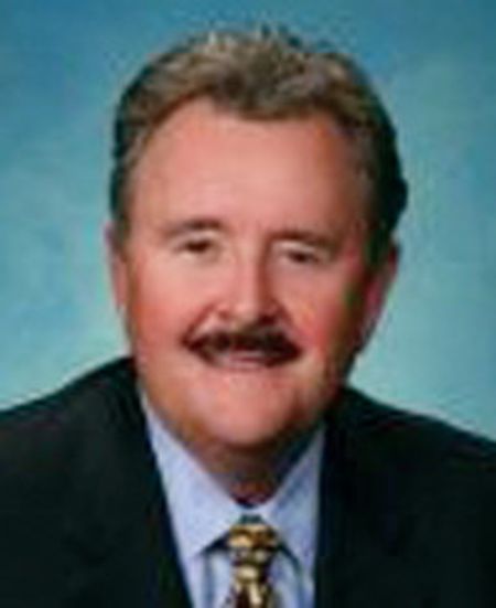 Profile photo of a State Farm Agent named: Doug Auzat