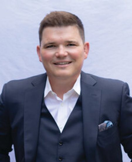 Profile photo of a State Farm Agent named: Zach Augustyn