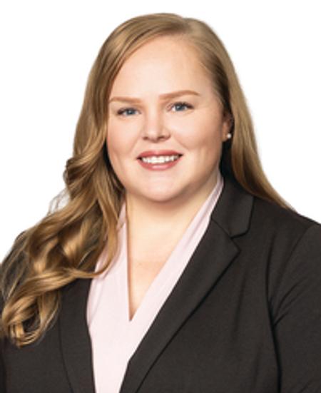 Profile photo of a State Farm Agent named: Amy Long
