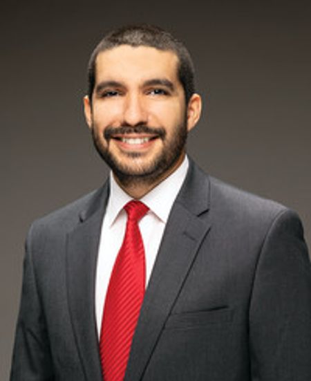 Profile photo of a State Farm Agent named: Mauricio Leon-Risemberg