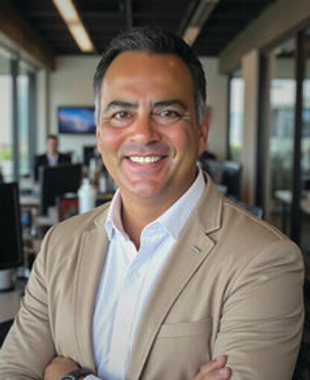 Profile photo of a State Farm Agent named: Michael Vidales