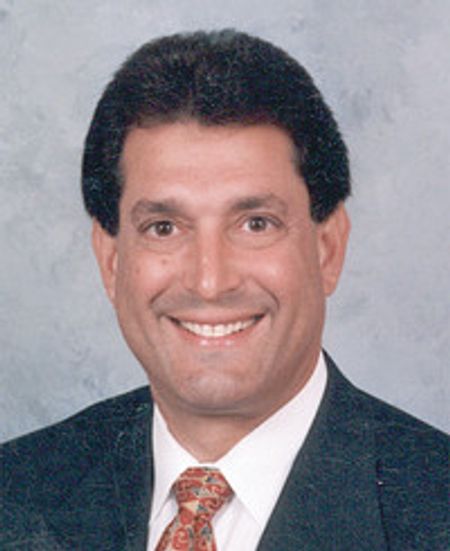 Profile photo of a State Farm Agent named: Dean Pappas