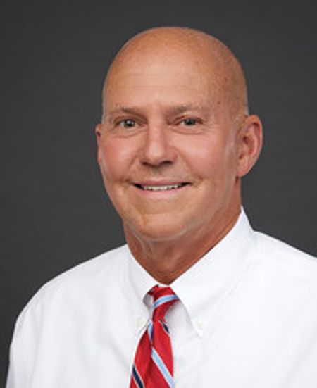 Profile photo of a State Farm Agent named: Ron Mathews