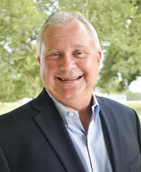 Profile photo of a State Farm Agent named: Ken Holdinghausen