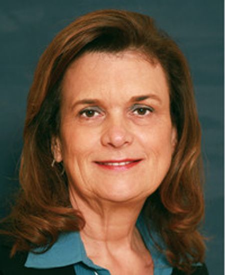 Profile photo of a State Farm Agent named: Linda Tysol
