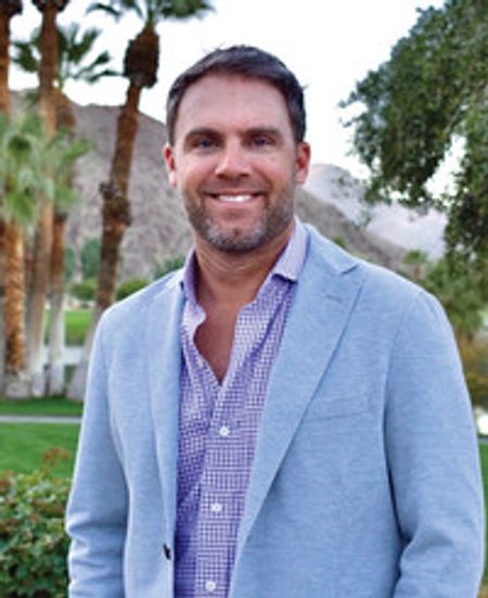 Profile photo of a State Farm Agent named: Aaron Starwalt