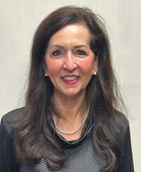 Profile photo of a State Farm Agent named: Cyndi Chrestman