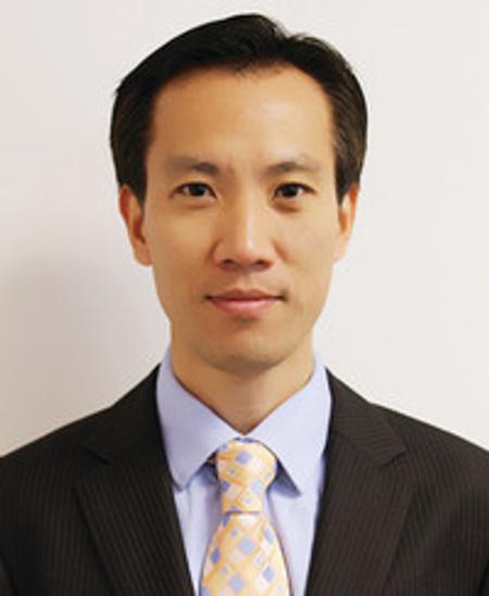 Profile photo of a State Farm Agent named: Simon Zhen Cao