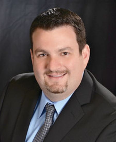 Profile photo of a State Farm Agent named: Adam Bays