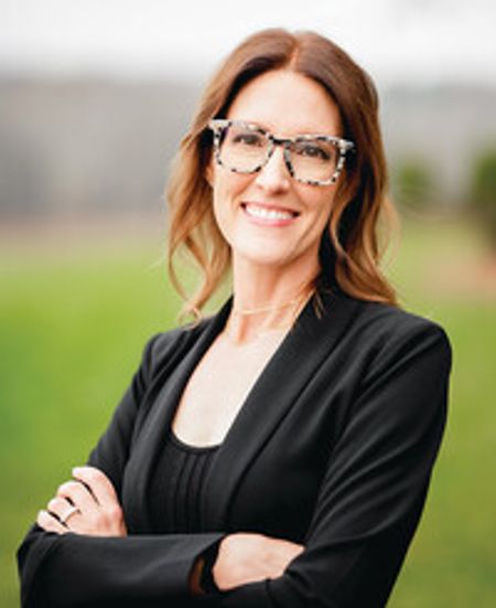 Profile photo of a State Farm Agent named: Mary Elizabeth Burgess
