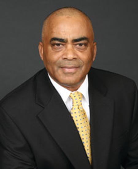 Profile photo of a State Farm Agent named: Ted Hope