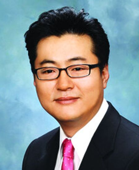Profile photo of a State Farm Agent named: Mike Park