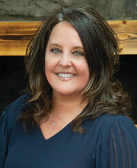 Profile photo of a State Farm Agent named: Debra Noojin