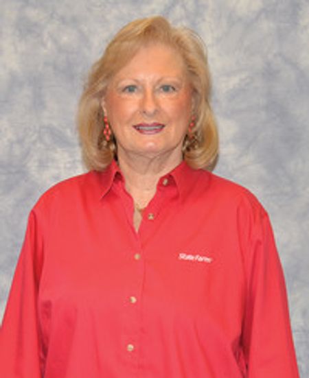 Profile photo of a State Farm Agent named: Linda Fisher