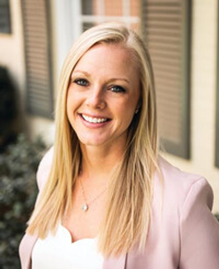 Profile photo of a State Farm Agent named: Hannah Hoskins