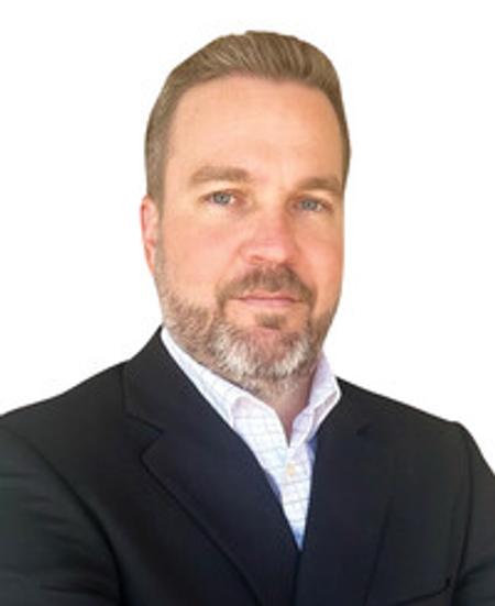 Profile photo of a State Farm Agent named: Aaron Kieselburg