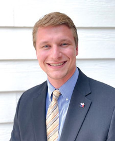 Profile photo of a State Farm Agent named: Evan Spielvogel