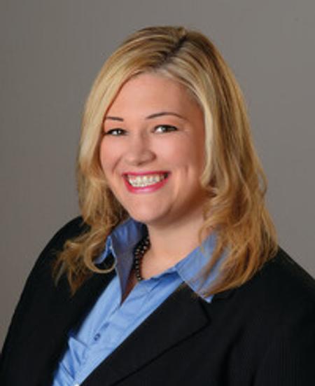 Profile photo of a State Farm Agent named: Carinne Leisey-Gulati