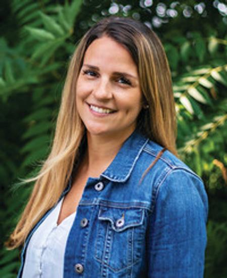 Profile photo of a State Farm Agent named: Holly Mitchell