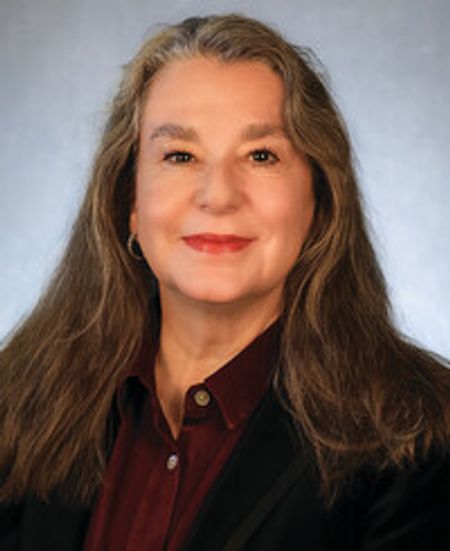 Profile photo of a State Farm Agent named: Cynthia Bahling