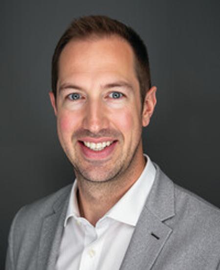 Profile photo of a State Farm Agent named: Justin Ragor