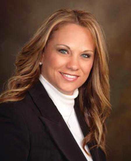 Profile photo of a State Farm Agent named: Renee Davidson