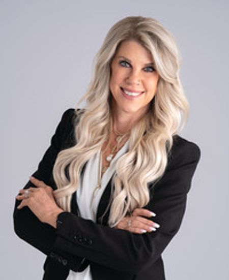 Profile photo of a State Farm Agent named: Kara Berks